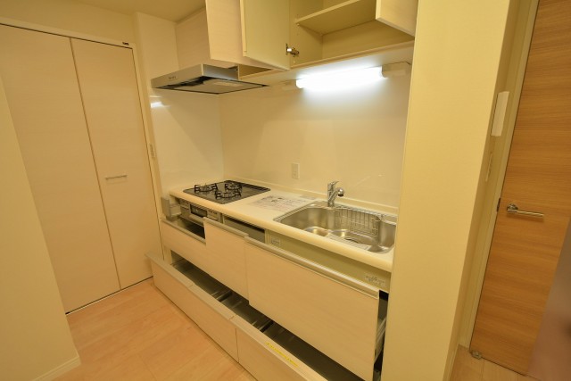 月島四丁目住宅　キッチン収納