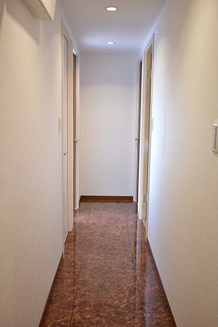 中央マンション　廊下