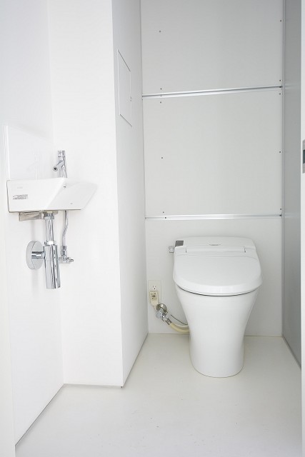 タンクレストイレ