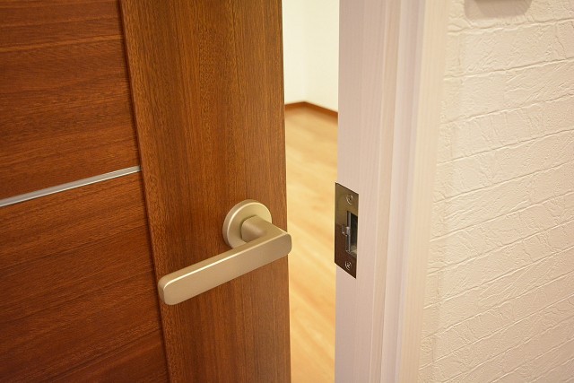 中央マンション　洋室1