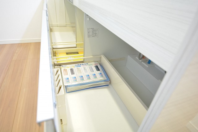 セイワパラシオン笹塚　物の出し入れがしやすいスライド収納