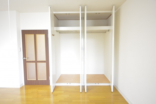 約9.0畳の洋室の収納