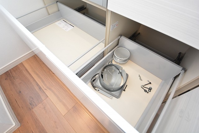 トゥール高輪　スライド収納