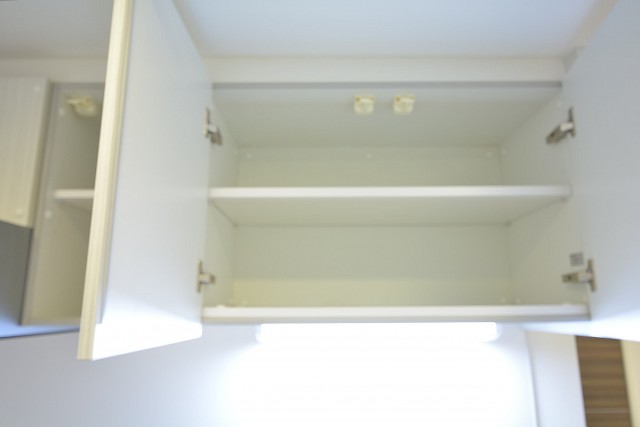 セイワパラシオン笹塚　キッチン上の収納