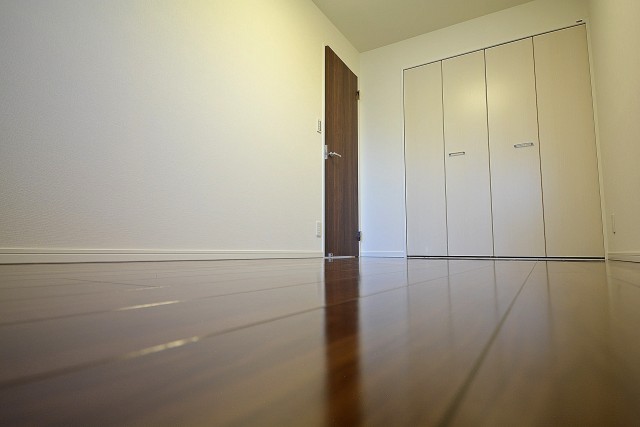 馬事公苑前ハイム2号棟　洋室2