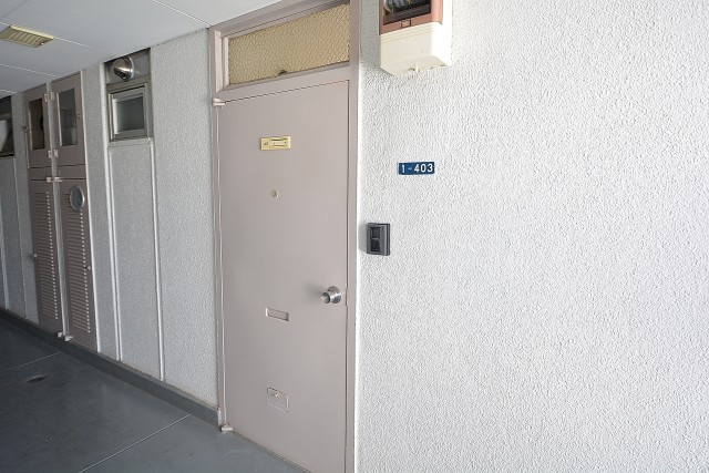 代々木コーポラス　玄関扉