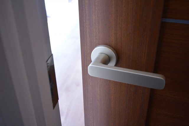 中央マンション　洋室2