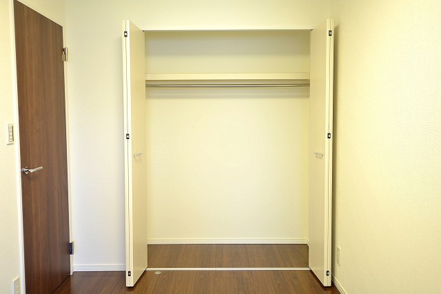 馬事公苑前ハイム2号棟　洋室2