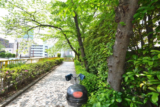 月島四丁目住宅　遊歩道