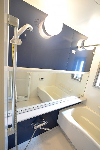 ゼファー明大前クローチェ　バスルーム403