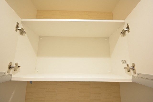 トゥール高輪　トイレ収納