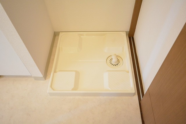 ゼファー明大前クローチェ　洗濯パン