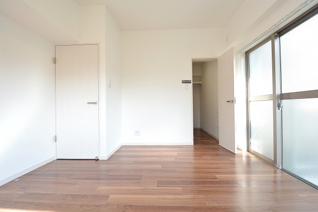 トゥール高輪　約8.0畳の洋室