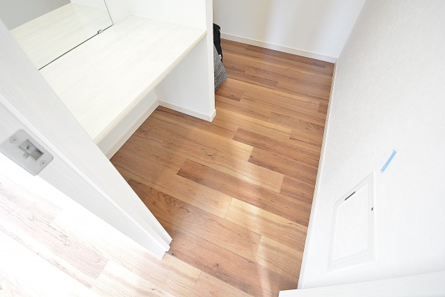 トゥール高輪　収納豊富なＷＩＣ