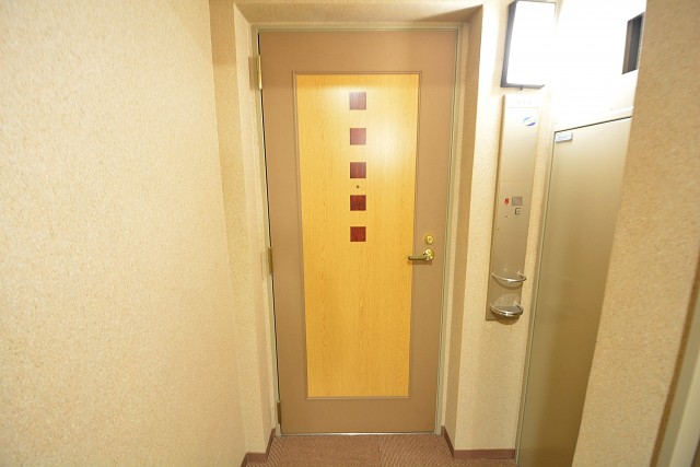 幡ヶ谷ハイムグランシス　玄関扉