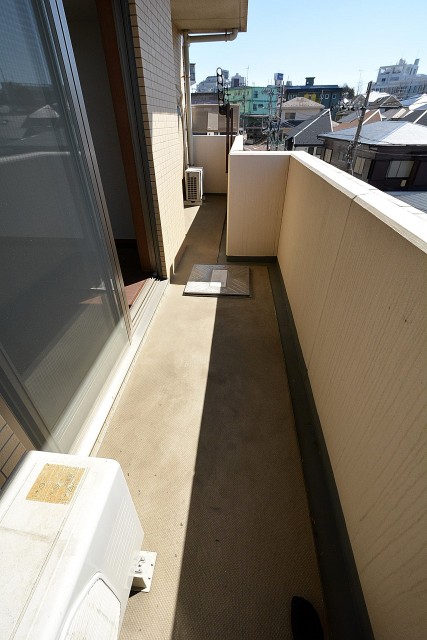 ゼファー明大前クローチェ　バルコニー403