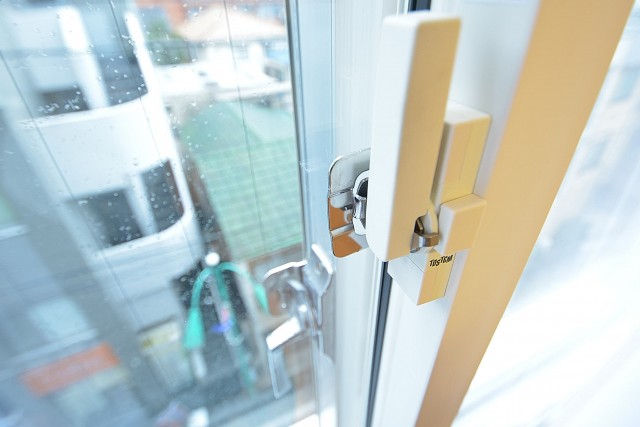 セイワパラシオン笹塚　窓は二重サッシ