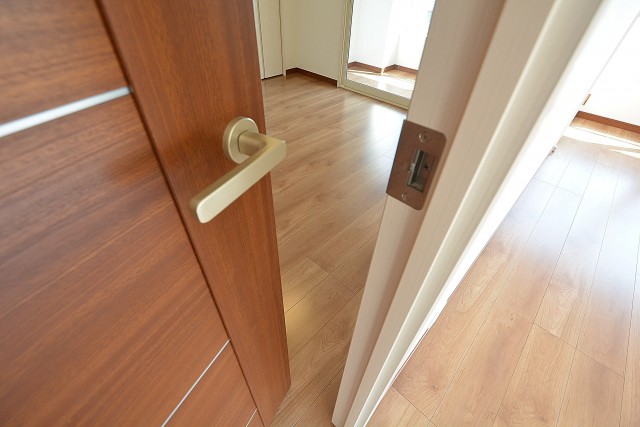 中央マンション　洋室3