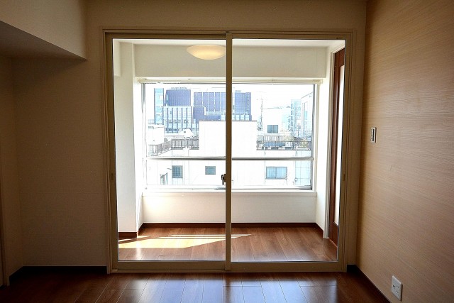 中央マンション　洋室3