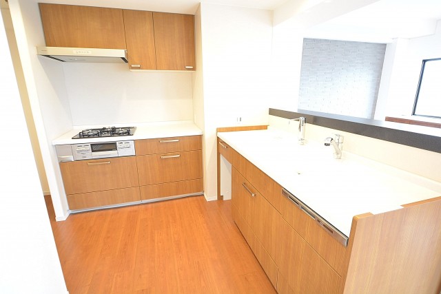 シャンボール常盤松　Ｌ字キッチン