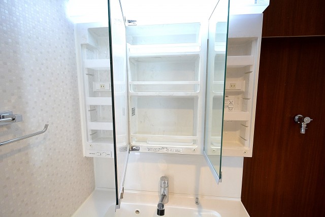 中央マンション　洗面台