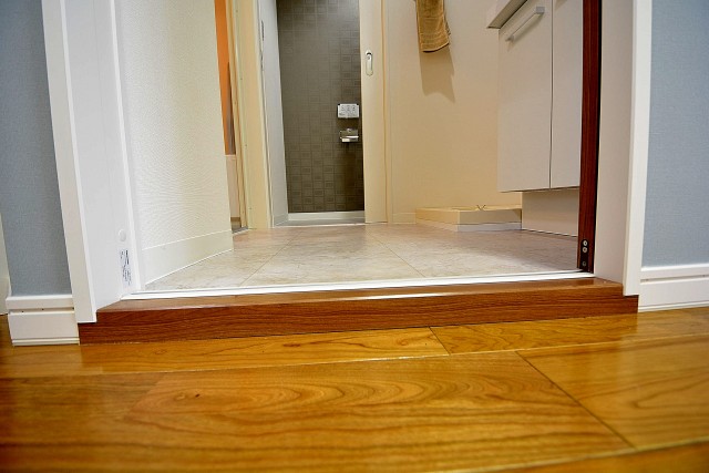 グランデュール千歳烏山　洗面室