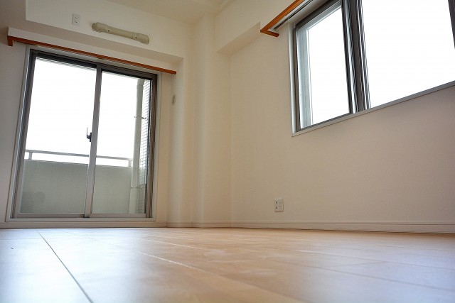 幡ヶ谷ハイムグランシス　洋室1　９．１帖