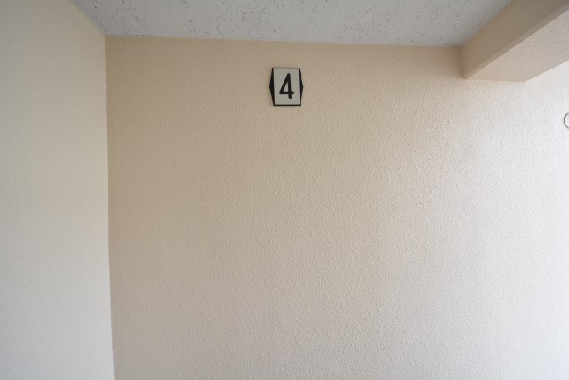 プラザ六番館　エレベータホール