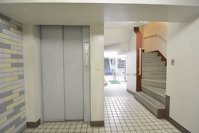 セイワパラシオン笹塚　エレベーター