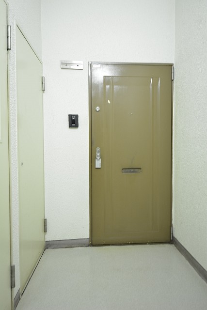 四谷サンハイツ　玄関ドア