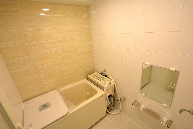 秀和幡ヶ谷レジデンス　バスルーム