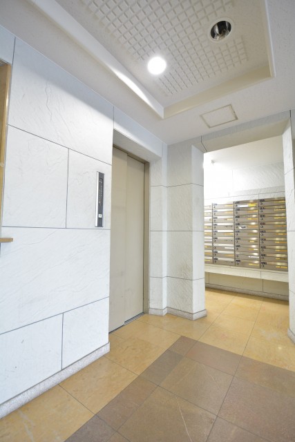 四谷サンハイツ　エントランス