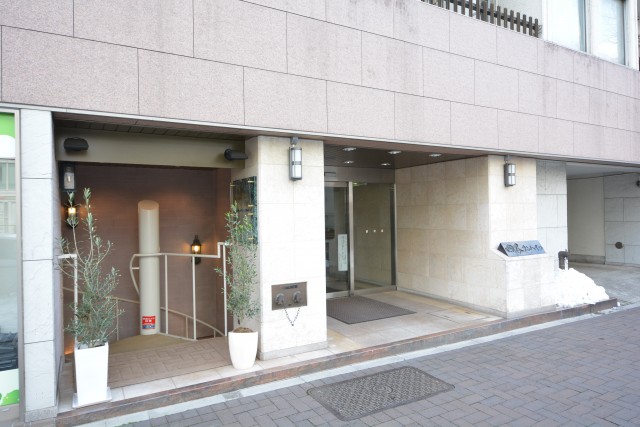 四谷サンハイツ　エントランス