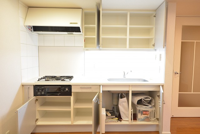 レジオン白金クロス　収納たっぷり