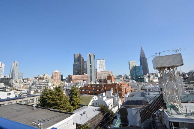 代々木コーポラス　屋上