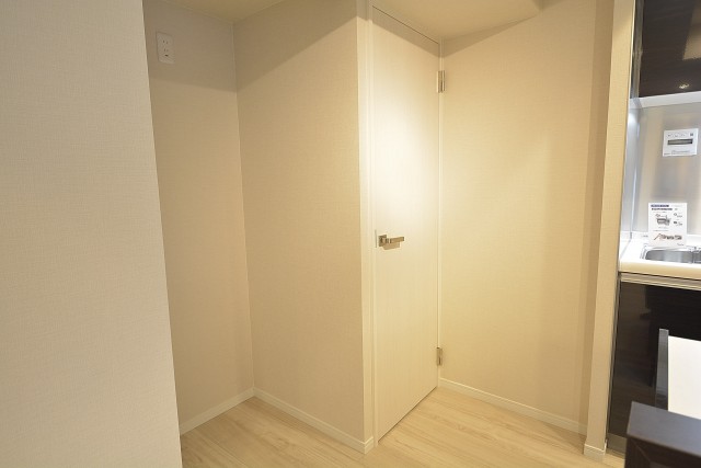 グランドメゾン幡ヶ谷　食品のストックの置き場にも便利