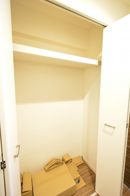 秀和幡ヶ谷レジデンス　クローゼット