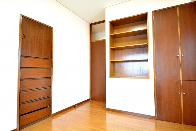 プラザ六番館　洋室①