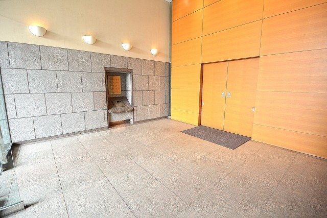 レジオン白金クロス　エントランスホール