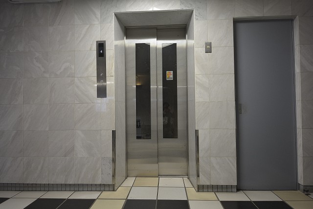 グランドメゾン幡ヶ谷　エレベーター