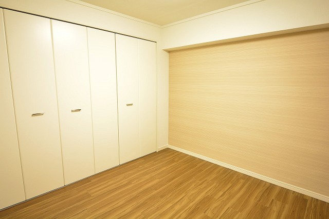 秀和幡ヶ谷レジデンス　洋室