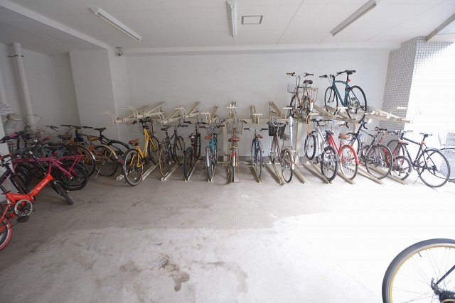 アルファニッシュ白金高輪　駐輪場