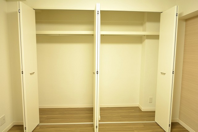 秀和幡ヶ谷レジデンス　洋室