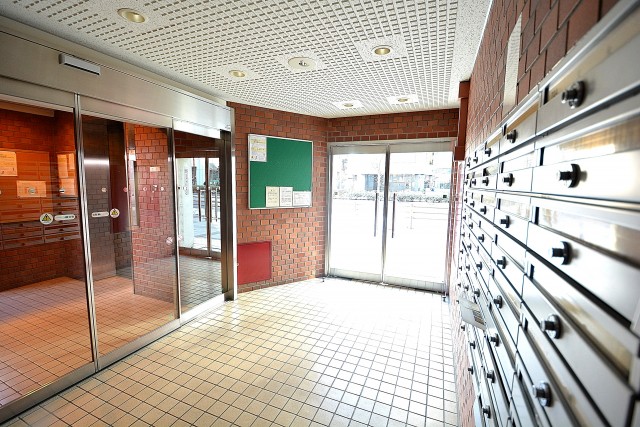 エル・アルカサル三田　エントランス