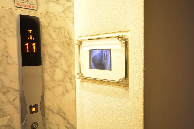 アルファニッシュ白金高輪　エレベーターホール