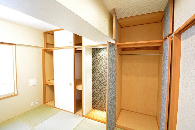 セントラルハイツ　和室６帖