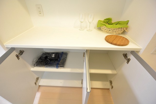 アルファニッシュ白金高輪　キッチン収納