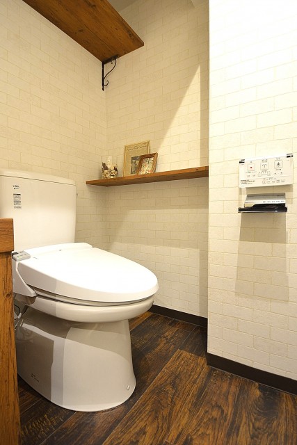 上馬ハイデンス　ウォシュレット付きトイレ