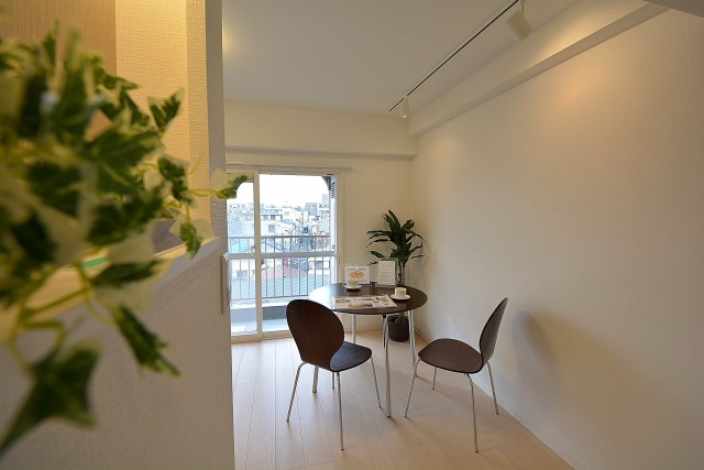 トーア明大前マンション　リビング