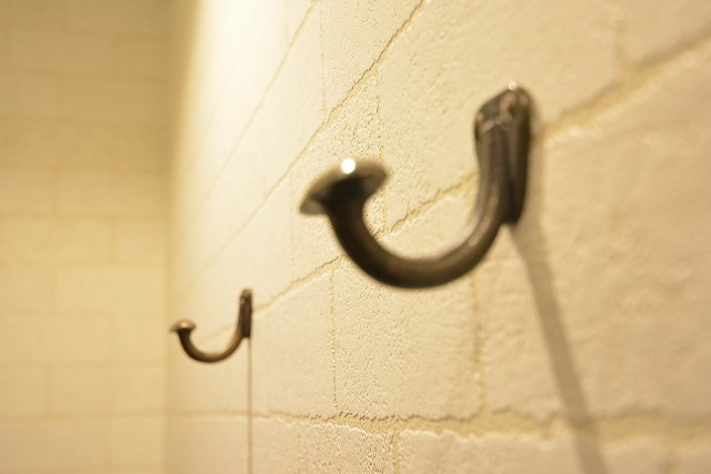 上馬ハイデンス　洗面室内のフック